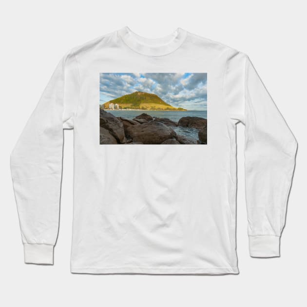 Mount Maunganui stands tall across Main Beach Long Sleeve T-Shirt by brians101